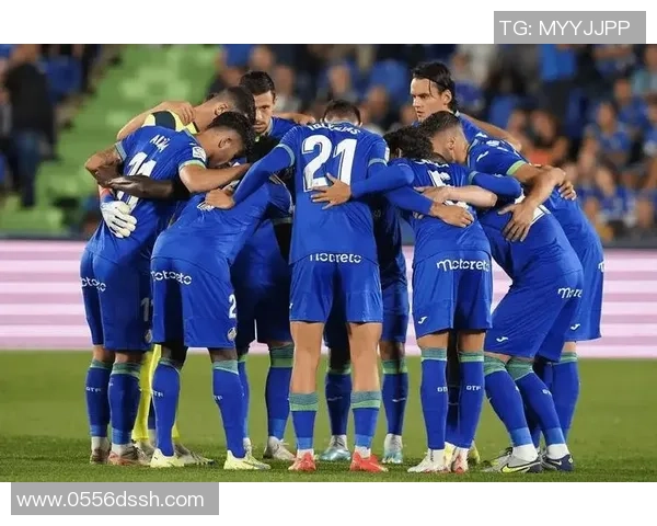 皇马与巴伦西亚激战正酣直播盛况回顾与精彩瞬间分析